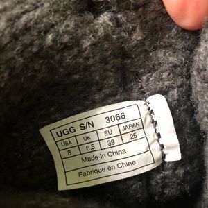 UGG Sweater boots / gently worn